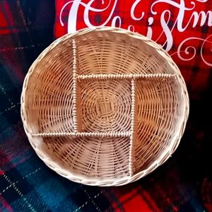 Wicker round width 10.5"